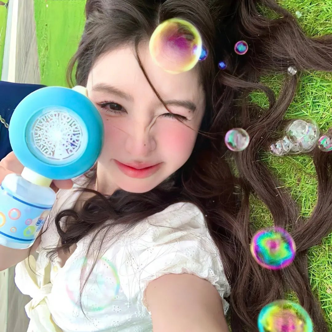 男孩、鼹鼠、狐狸和马